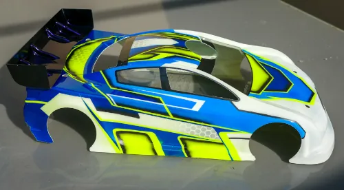 Chez Chromatik RC nous sommes spécialisés dans la peinture sur-mesure pour les carrosseries de voiture radiocommandée et non télécommandée.