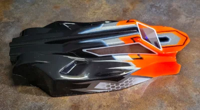 Carrosserie jconcept pour voiture radiocommandée de marque yokomo, mugen, tekno, traxxas. Voiture télécommandée cherbourg