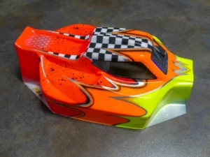 Peinture pour carrosserie buggy 1/8 - cinq couleurs - "Formule Prestige"