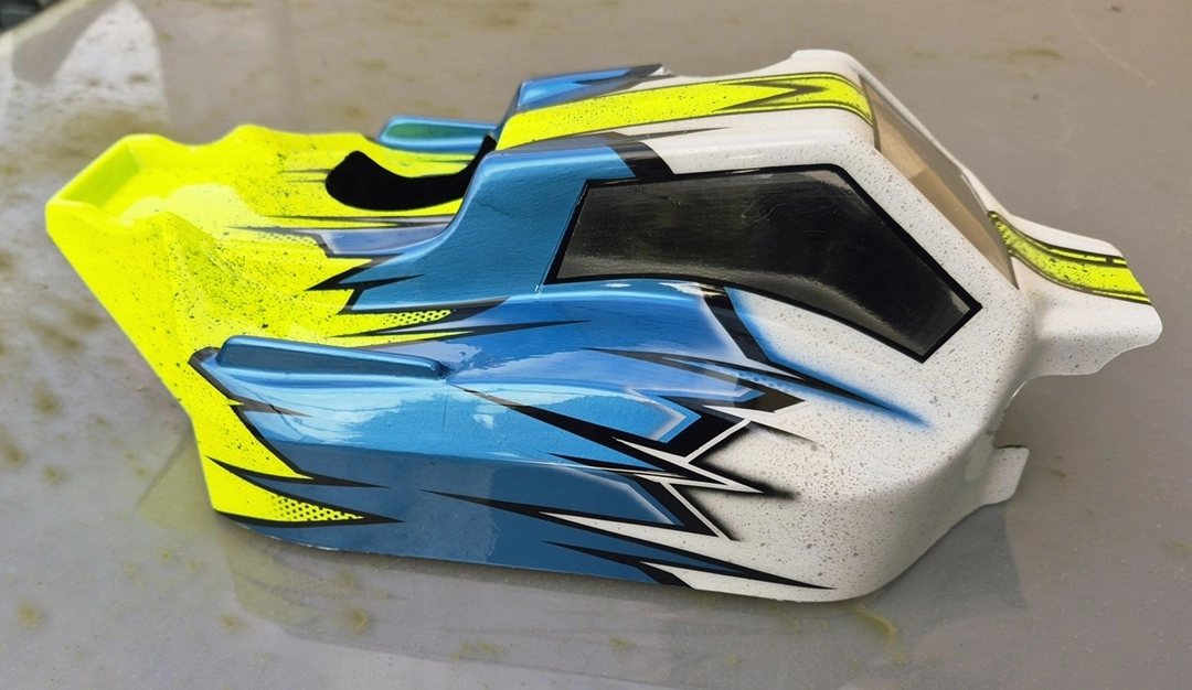 Peinture pour carrosserie buggy 1/8 Delta Plastik - Design quatre couleurs - "Formule Prestige" – Image 5