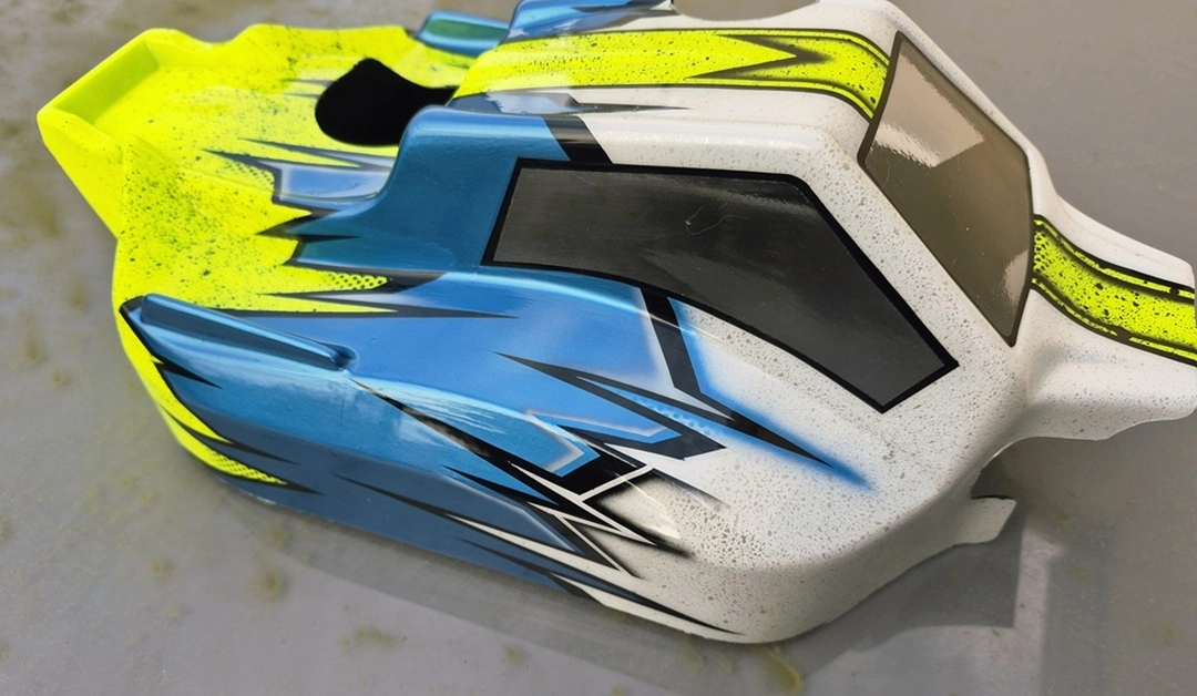Peinture pour carrosserie buggy 1/8 Delta Plastik - Design quatre couleurs - "Formule Prestige" – Image 4