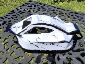 Chromatik RC est spécialisée dans la prestation de peinture pour buggy radiocommandée, truggy et voiture piste échelle 1/8 ou 1/10.