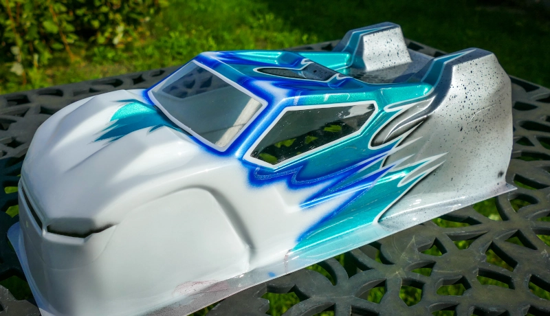 Carrosserie pour truggy 1/10 - Design quatre couleurs - Formule "Prestige"
