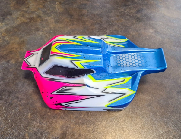Nous sommes des professionnels de la peinture sur carrosserie buggy radiocommandée et truggy comme VP Design, clej et Faziom